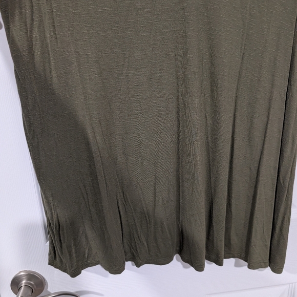 Lane Bryant Sage Green Swing Sleeveless Tank Top in Size 18/20 (2X) - Picture 5 of 7